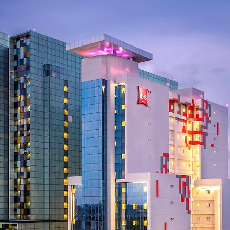 Ibis Jakarta Harmoni Екстериор снимка