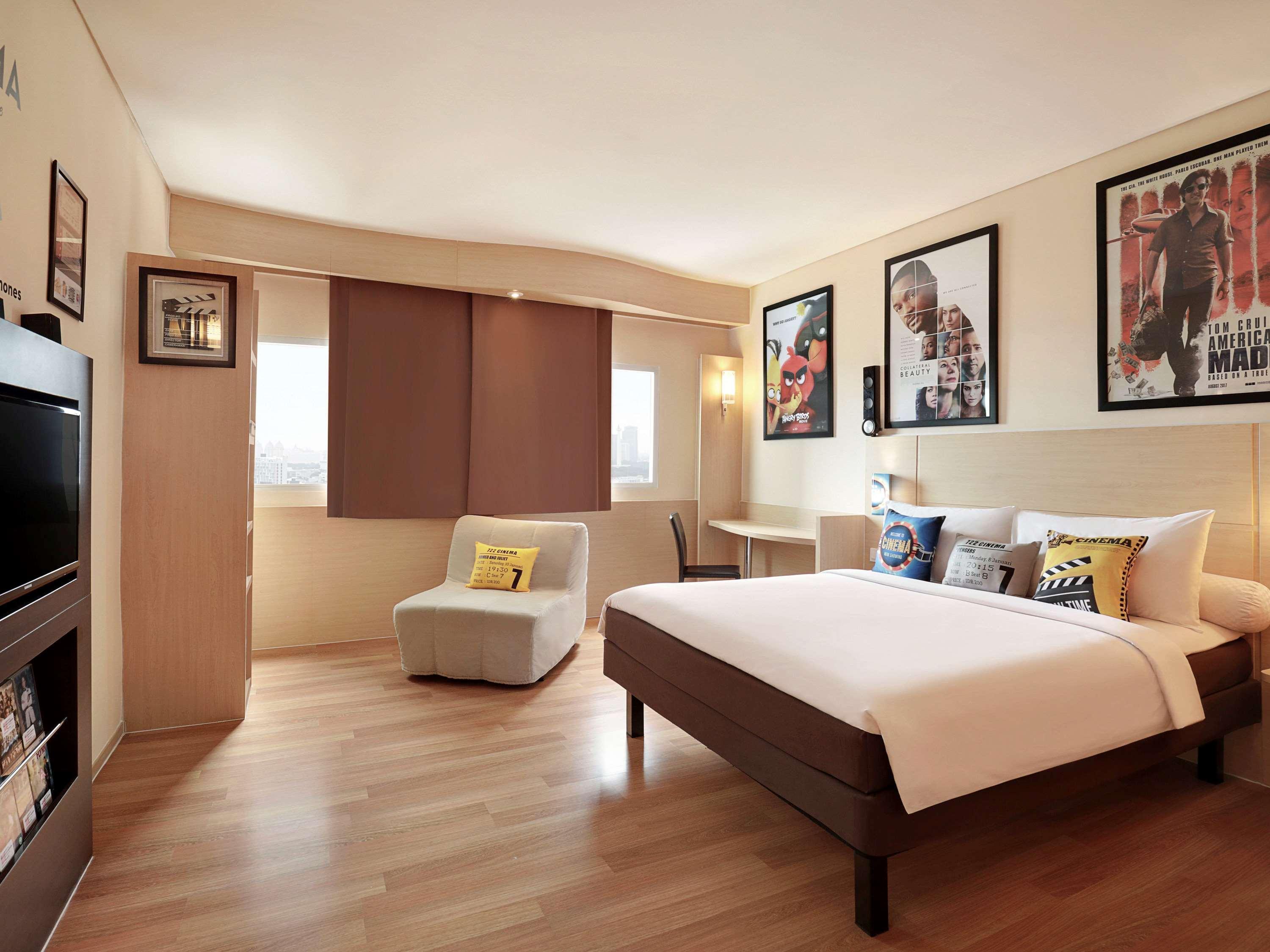 Ibis Jakarta Harmoni Екстериор снимка