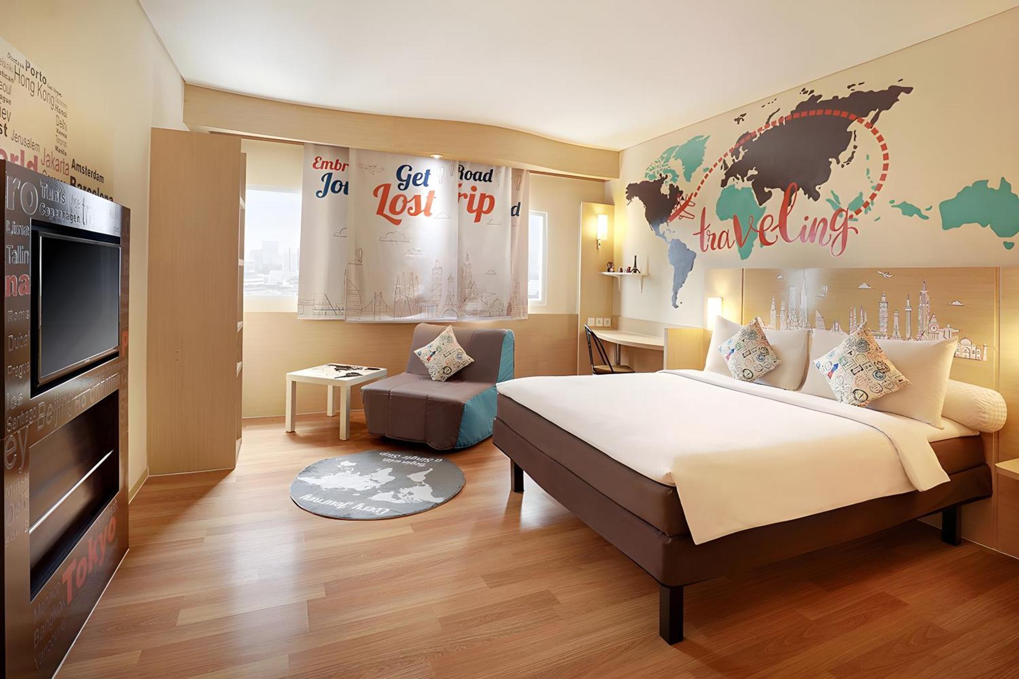 Ibis Jakarta Harmoni Екстериор снимка