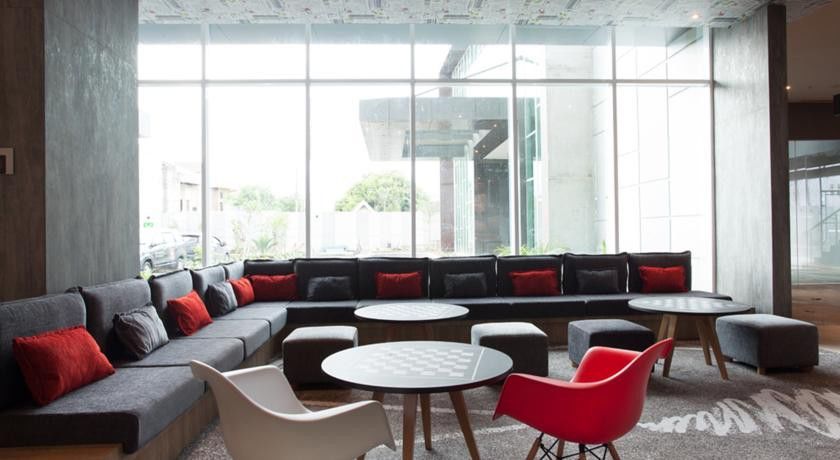 Ibis Jakarta Harmoni Екстериор снимка